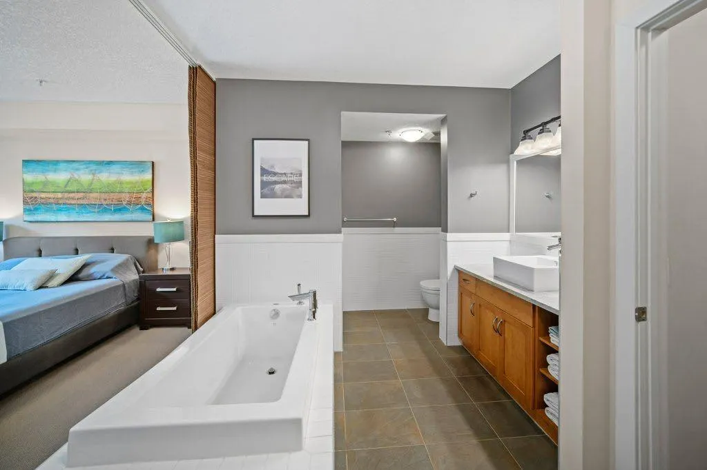 106 Stewart Creek Landing, #111