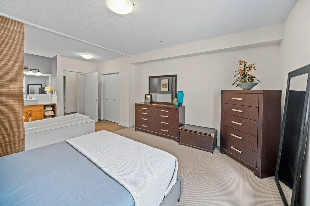 106 Stewart Creek Landing, #111