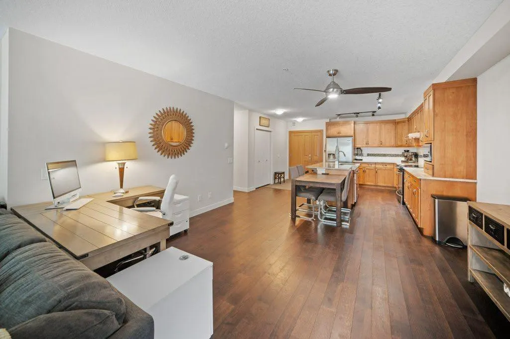 106 Stewart Creek Landing, #111
