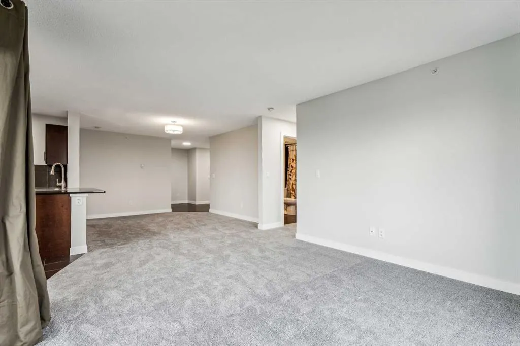 355 Taralake Way NE, #427