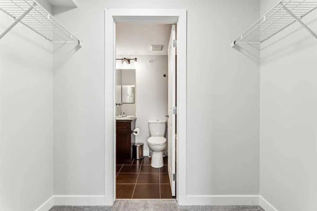 355 Taralake Way NE, #427