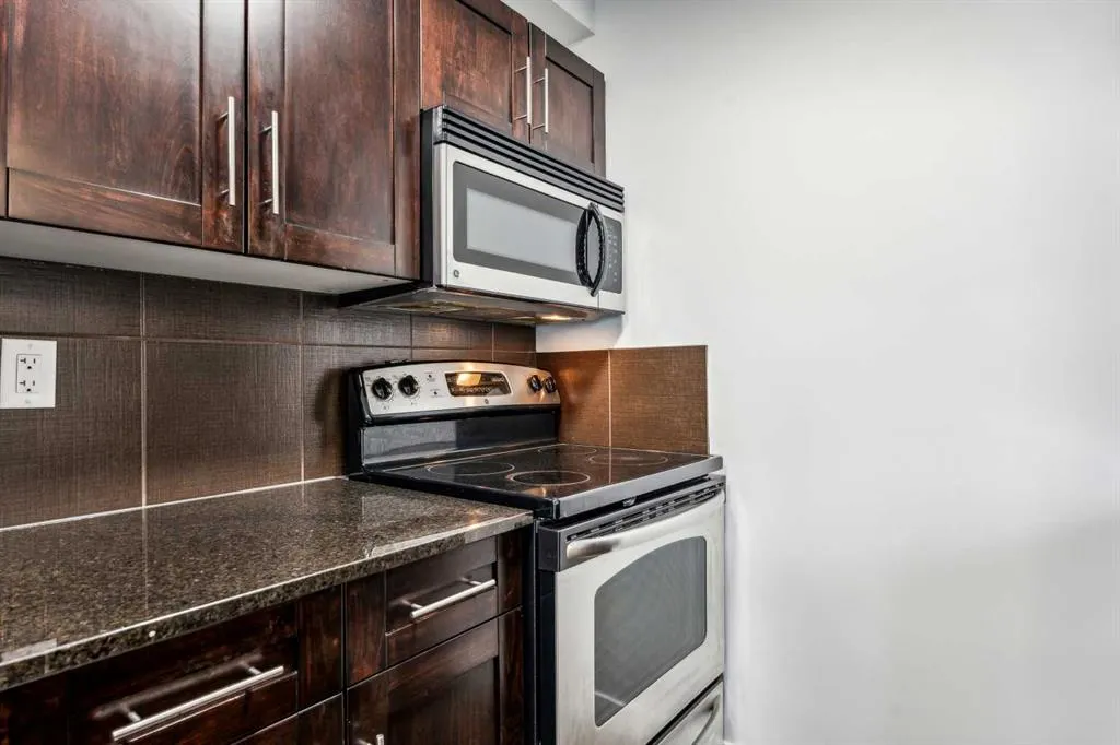 355 Taralake Way NE, #427