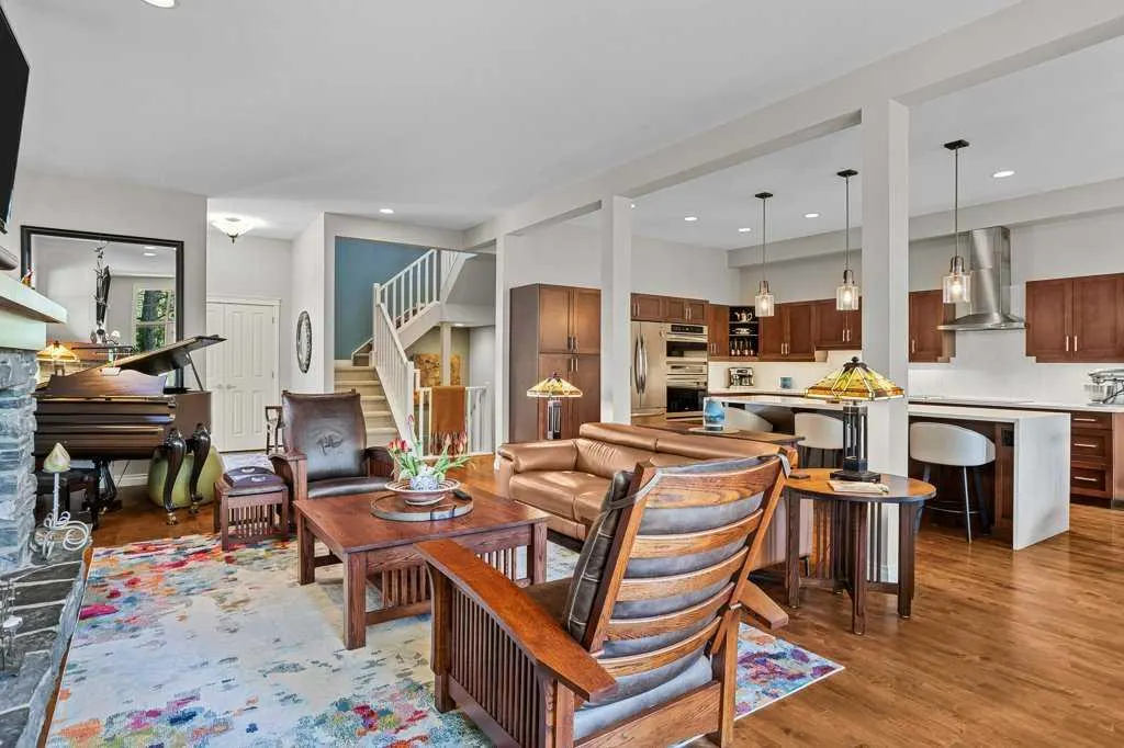 141 Stonecreek Road, #4