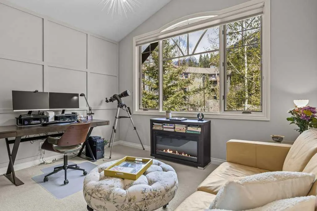 141 Stonecreek Road, #4