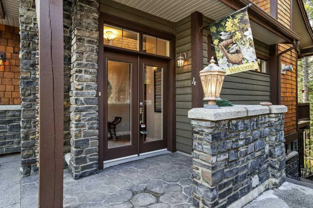 141 Stonecreek Road, #4