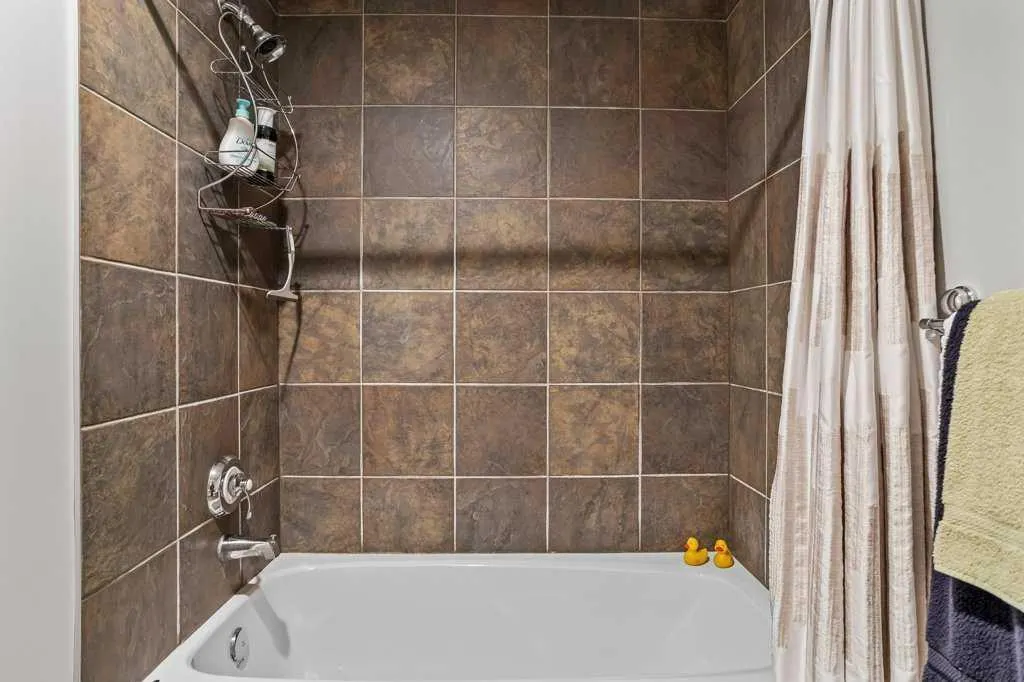 141 Stonecreek Road, #4