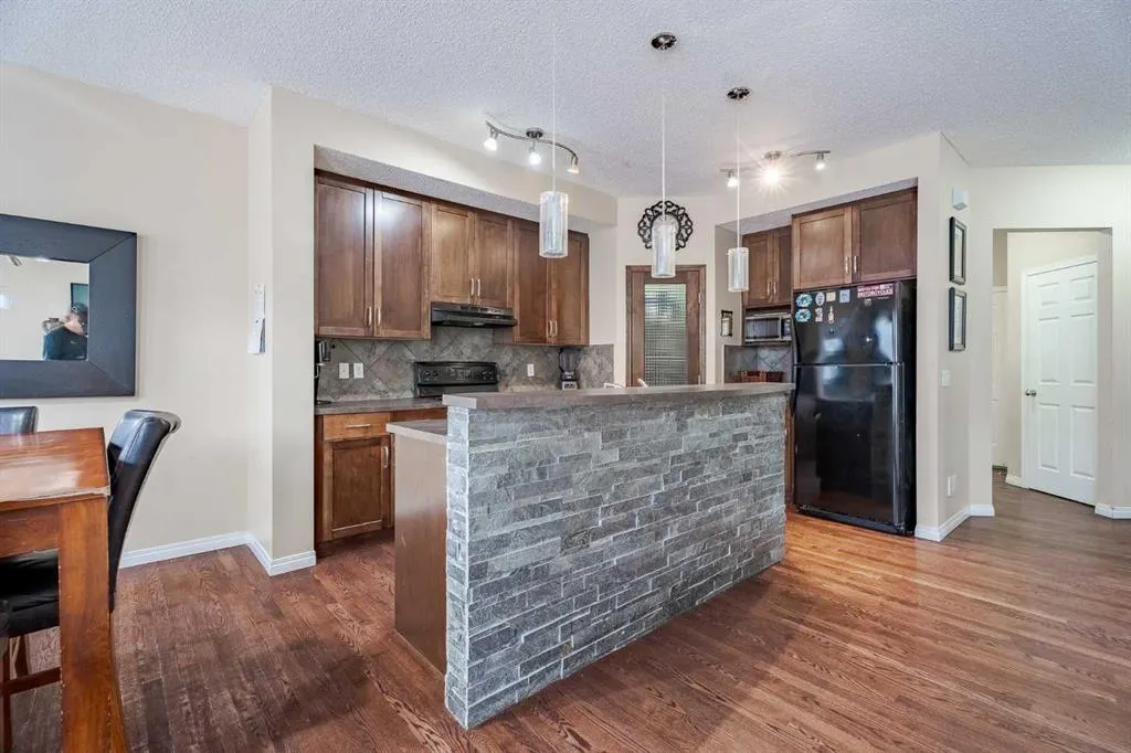 93 Copperleaf Way SE