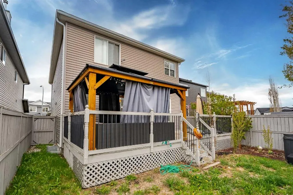 93 Copperleaf Way SE
