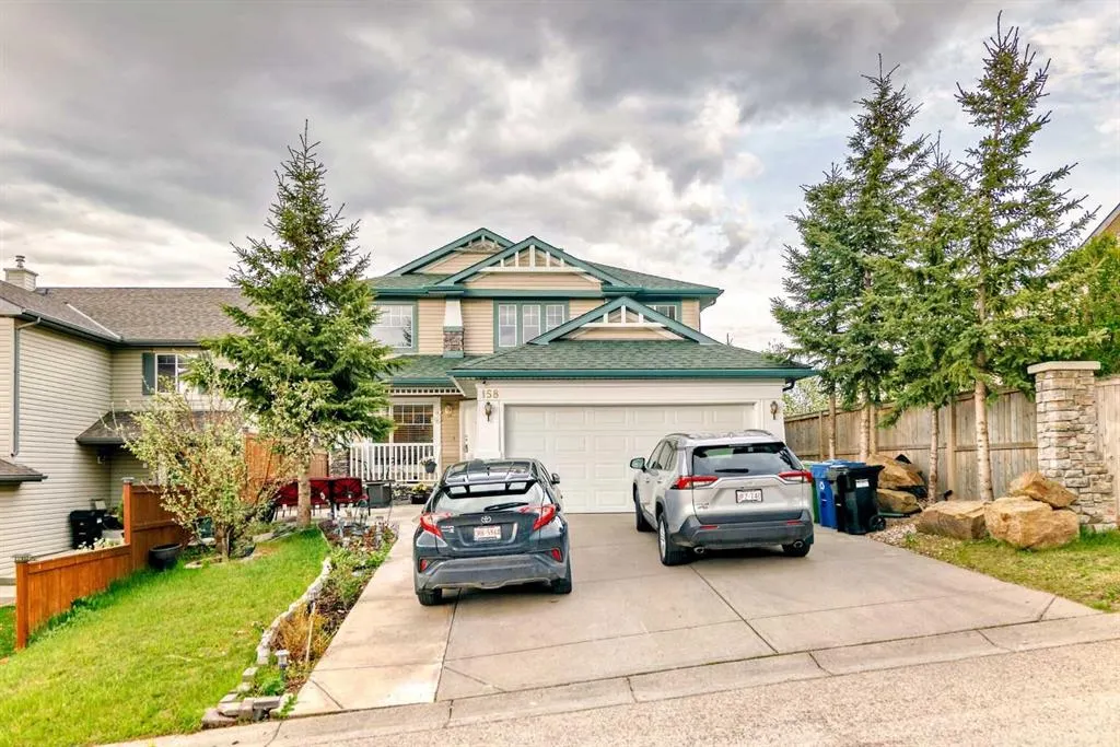 158 Panamount Drive NW
