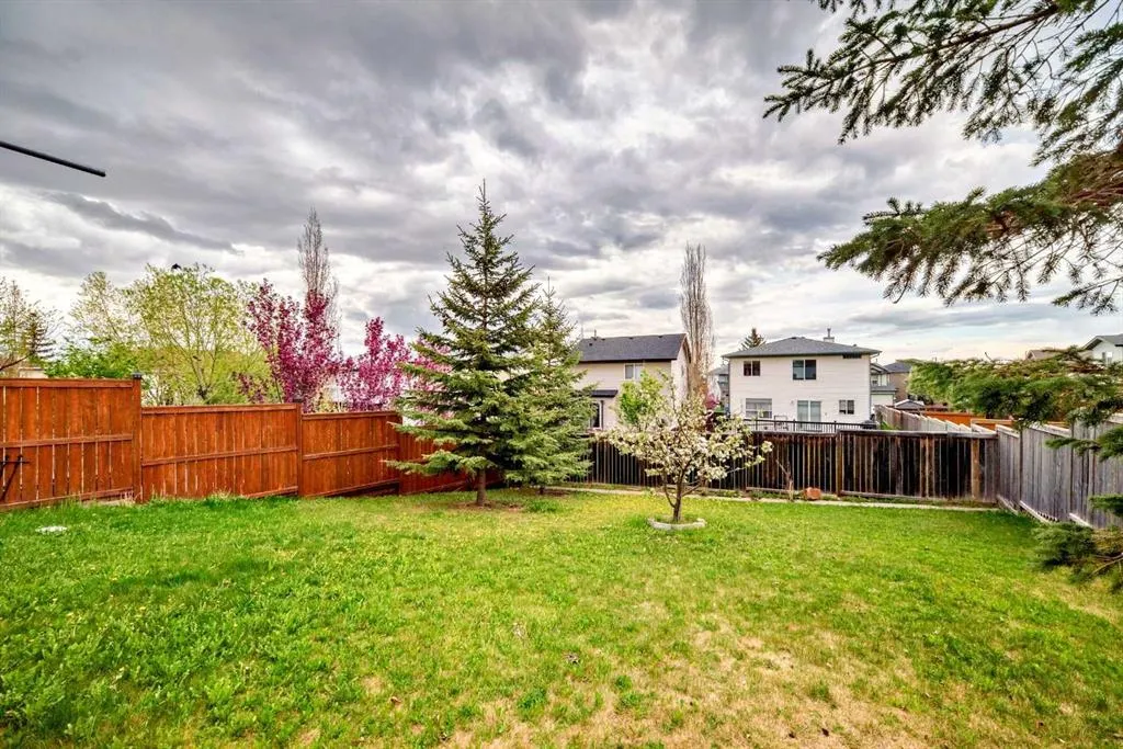 158 Panamount Drive NW