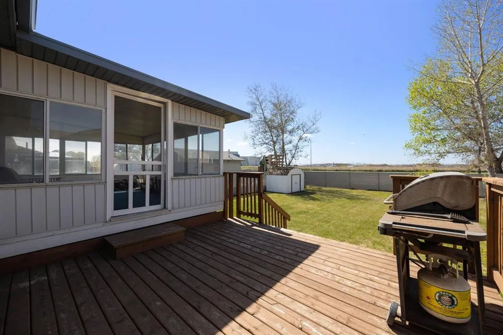 173 Oaks Crescent