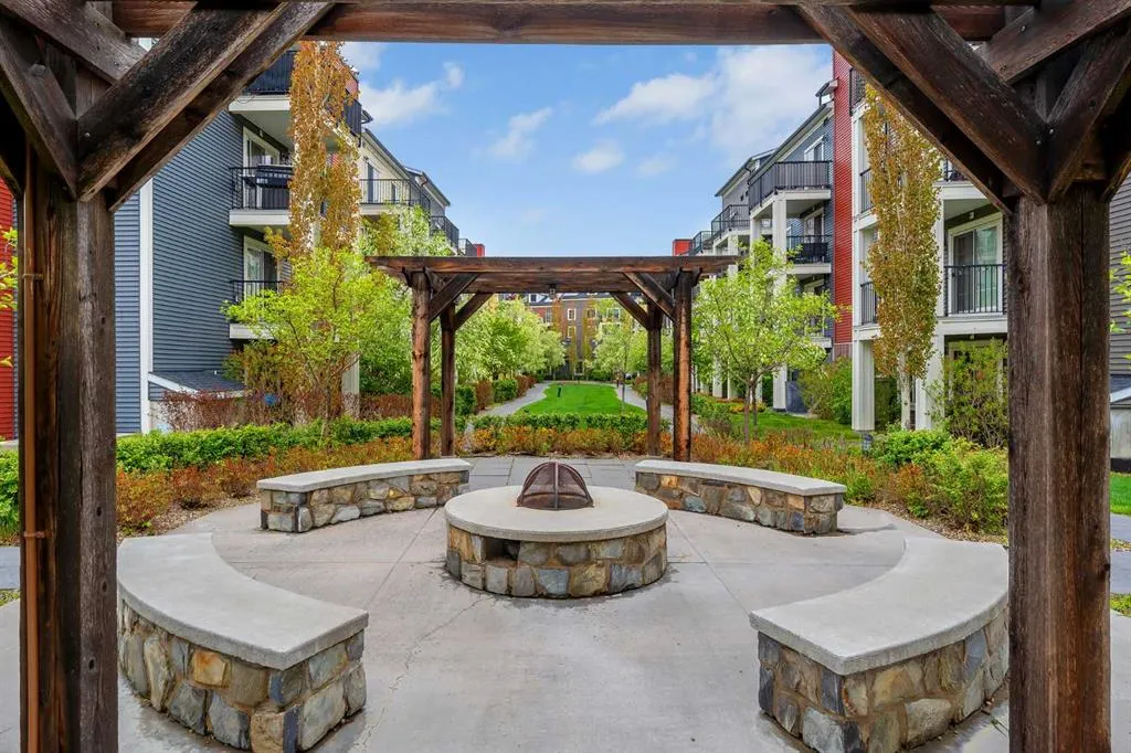 755 Copperpond Boulevard SE, #3305