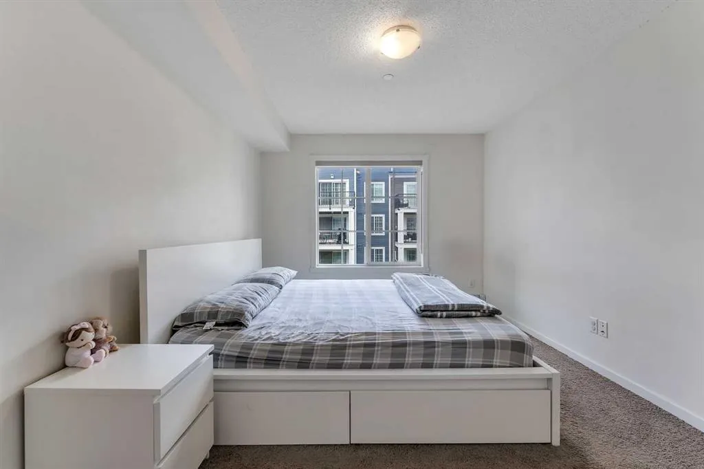 755 Copperpond Boulevard SE, #3305