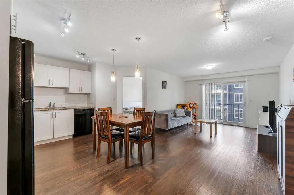 755 Copperpond Boulevard SE, #3305
