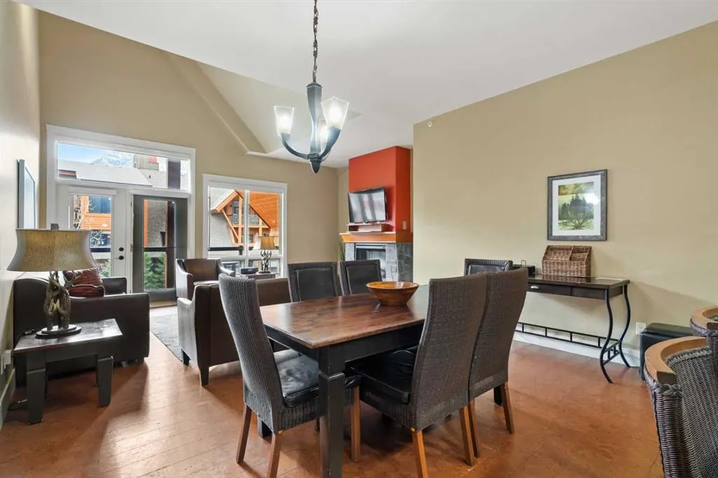 187 Kananaskis Way, #407