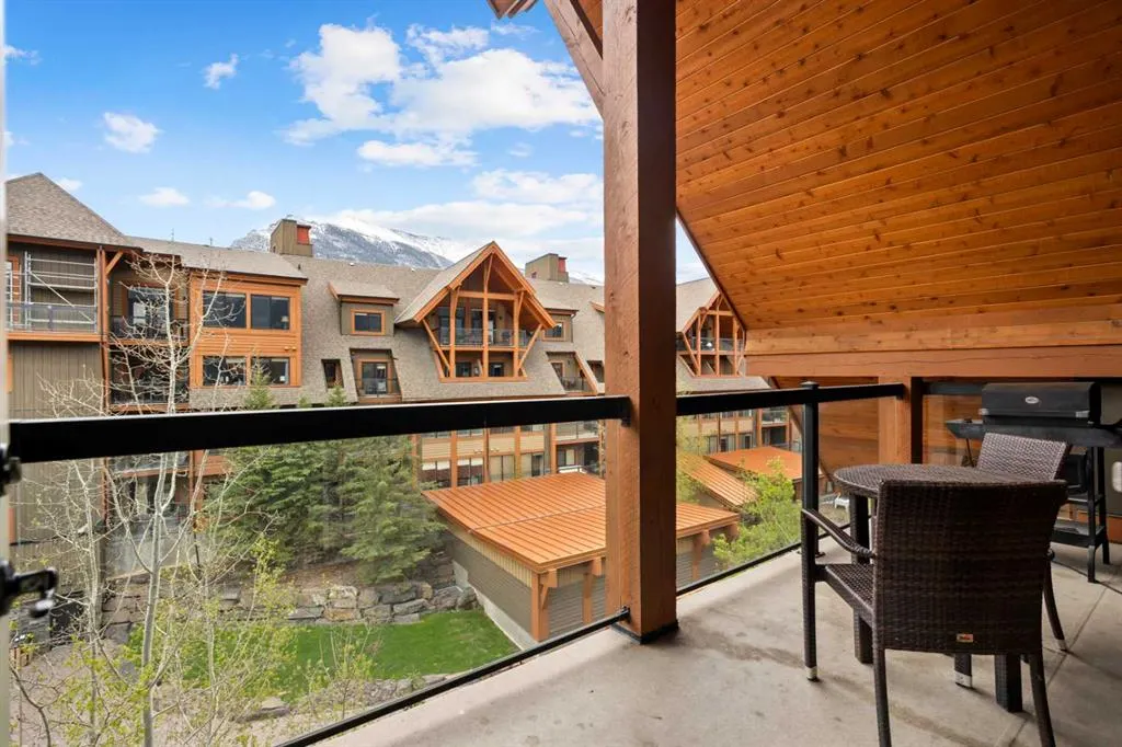 187 Kananaskis Way, #407