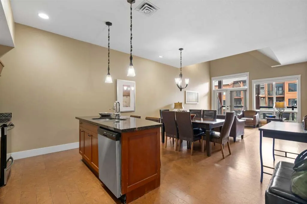 187 Kananaskis Way, #407