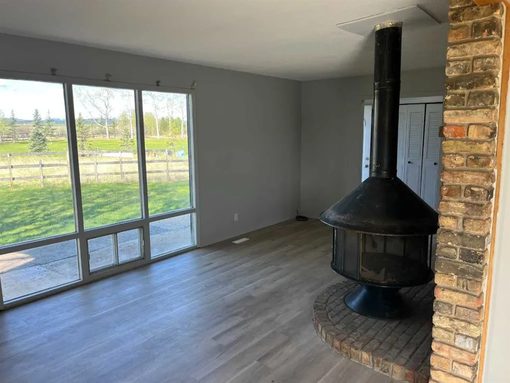 34186 Township Road 240