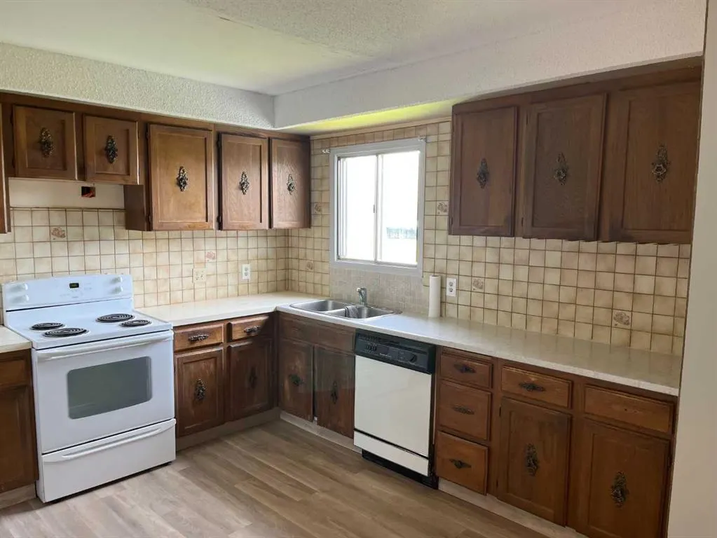34186 Township Road 240