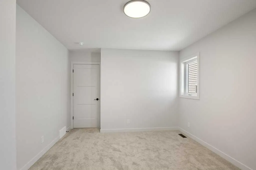 154 Norseman Close