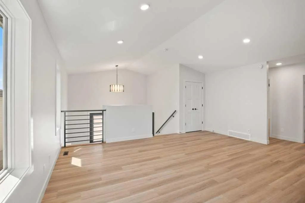 154 Norseman Close
