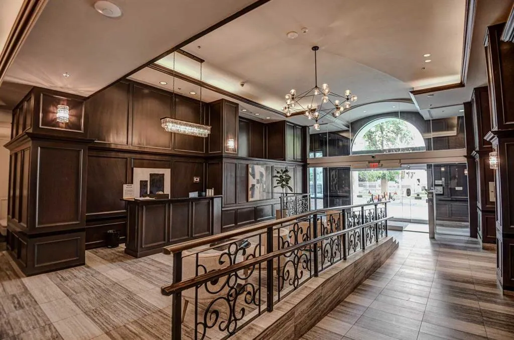 817 15 Avenue SW, #903