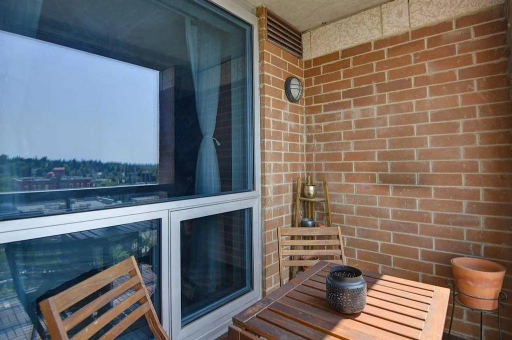 817 15 Avenue SW, #903