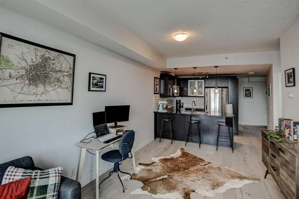 817 15 Avenue SW, #903