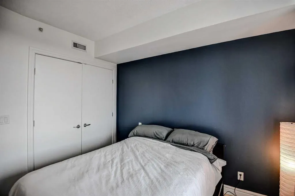 817 15 Avenue SW, #903