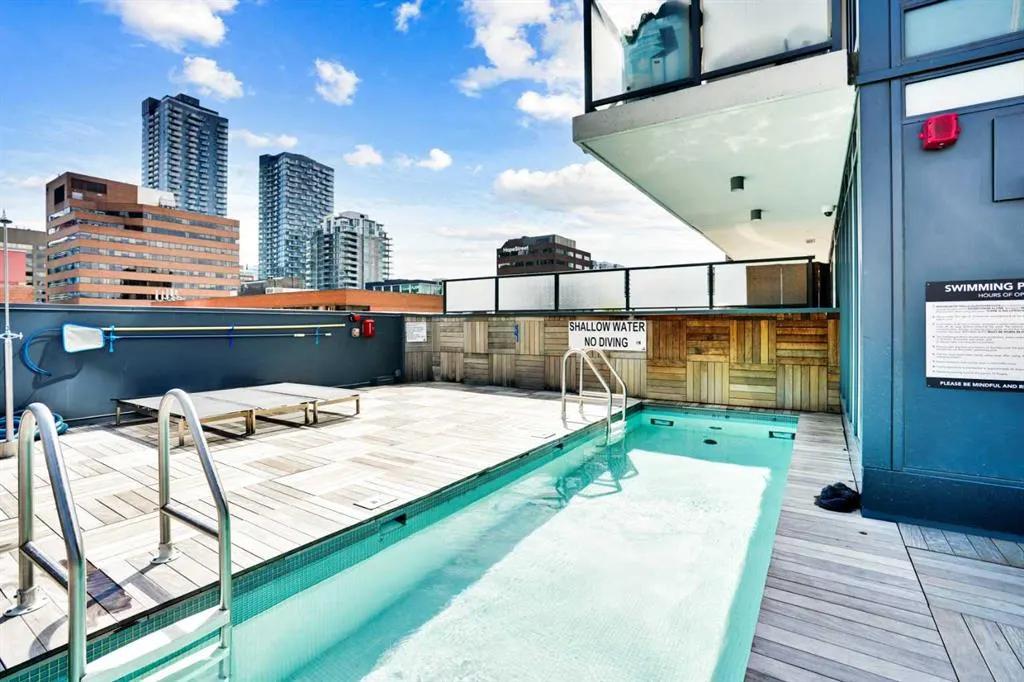 1010 6 Street SW, #206
