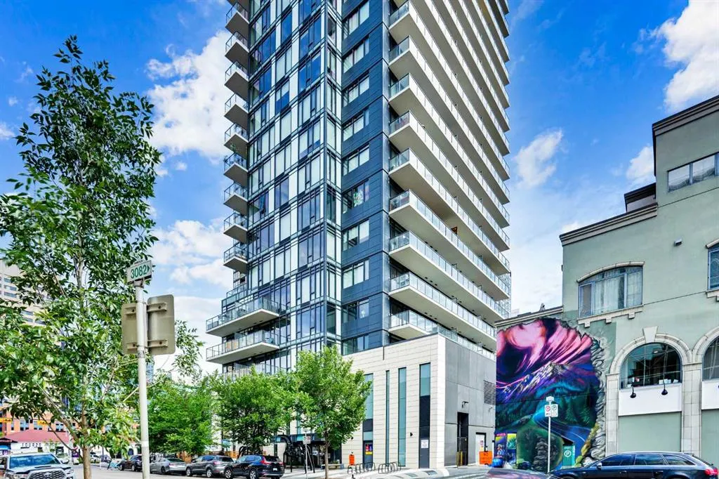 1010 6 Street SW, #206