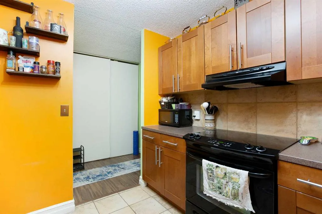 4944 Dalton Drive NW, #208