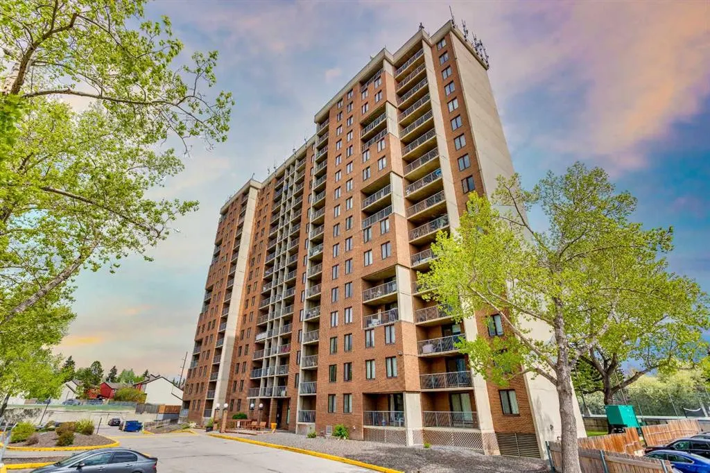 4944 Dalton Drive NW, #208