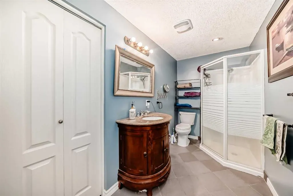 10 Westfall Crescent