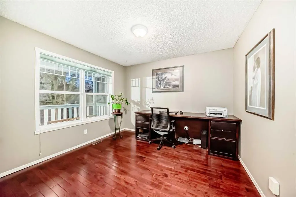 10 Westfall Crescent