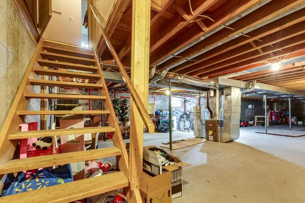 1203 Gough Road