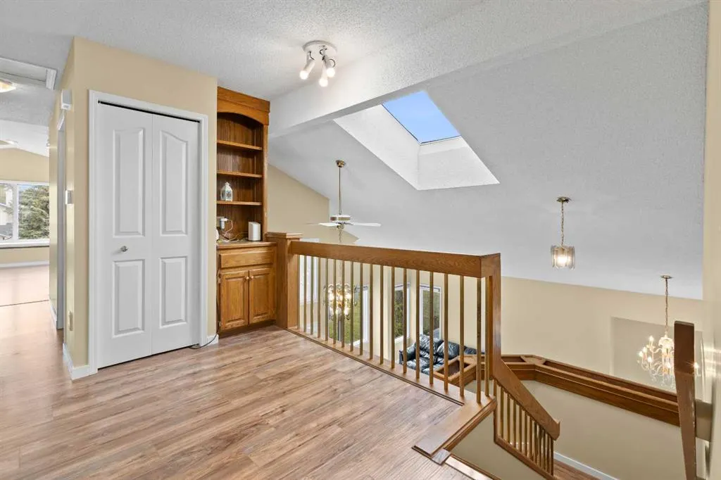 8266 Edgebrook Drive NW