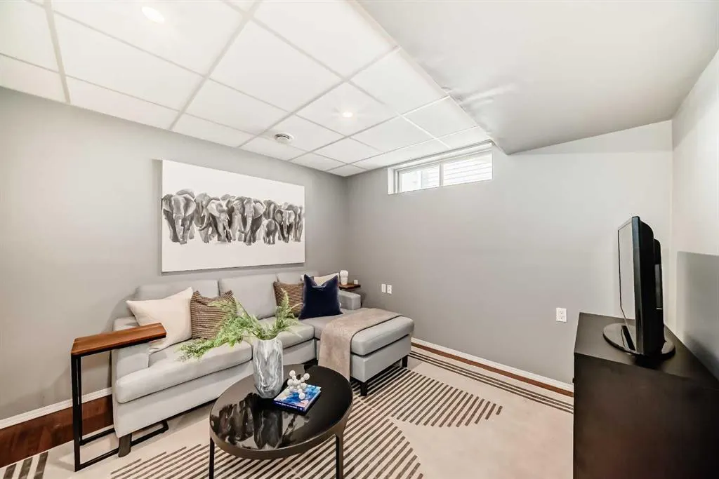 112 Covington Rise NE