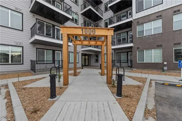 395 Skyview Parkway NE, Calgary