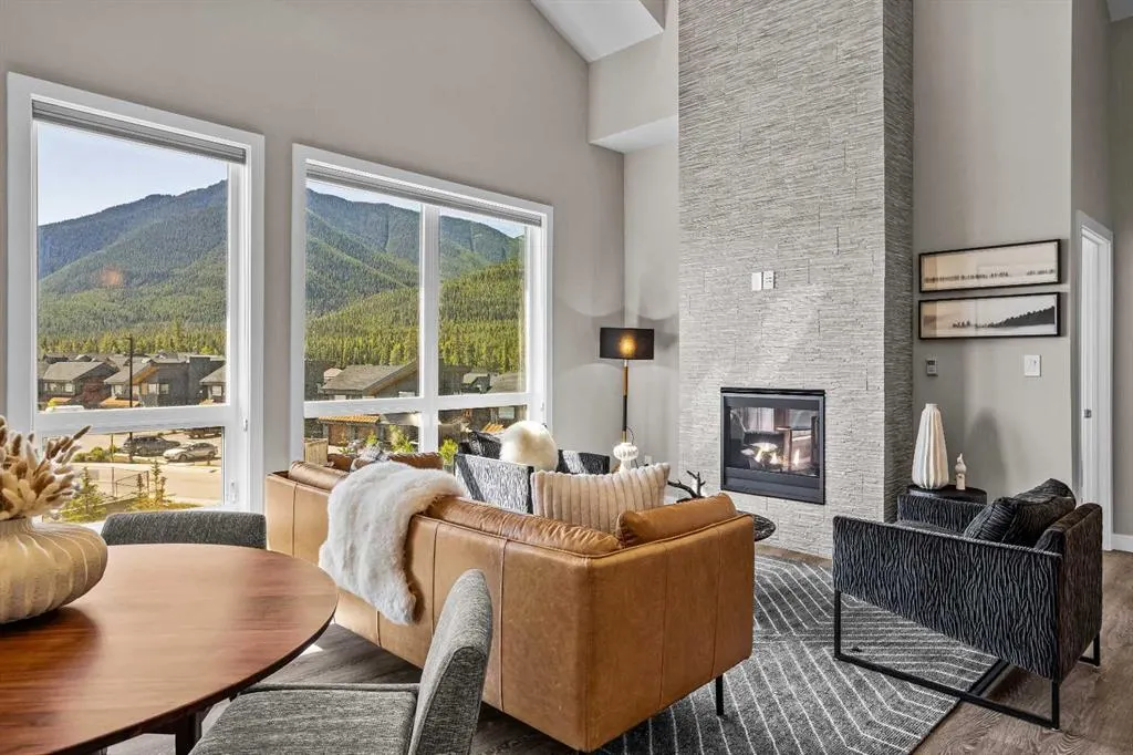 106 Stewart Creek Rise, #316