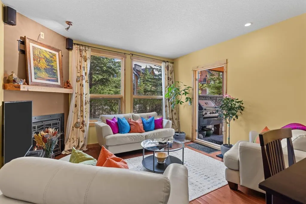 2100A Stewart Creek Drive, #101