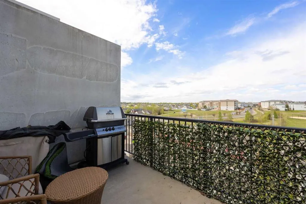 135C Sandpiper Road, #3607