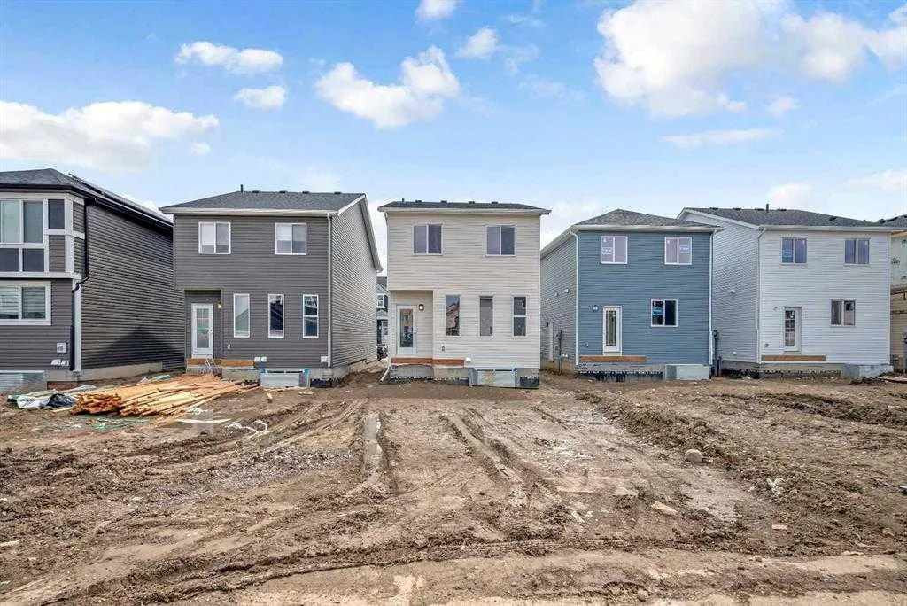 16 Amblefield Avenue NW