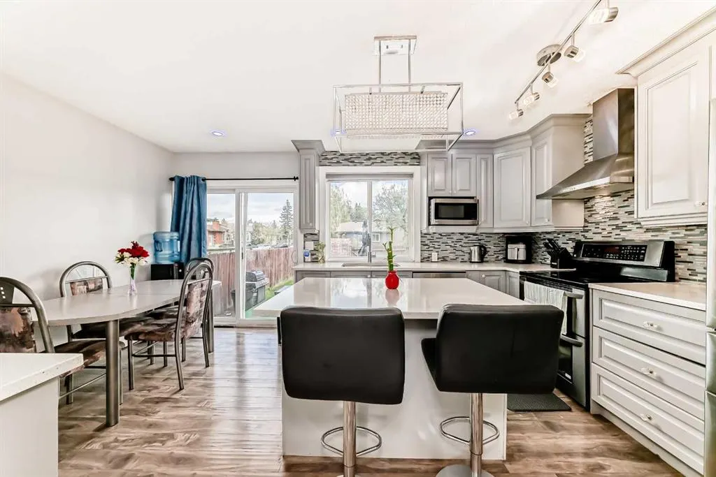 42 Taraglen Road NE