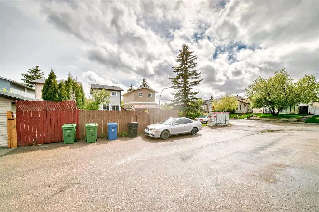 42 Taraglen Road NE