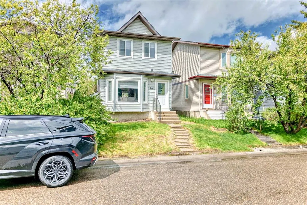 42 Taraglen Road NE
