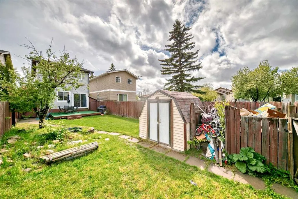 42 Taraglen Road NE