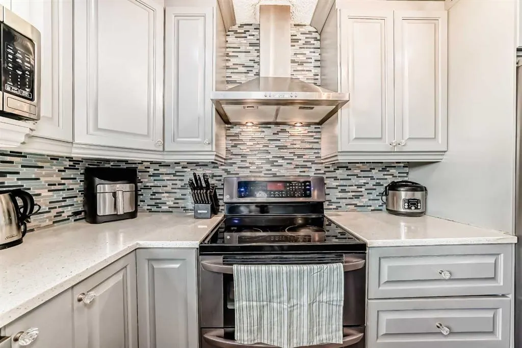 42 Taraglen Road NE