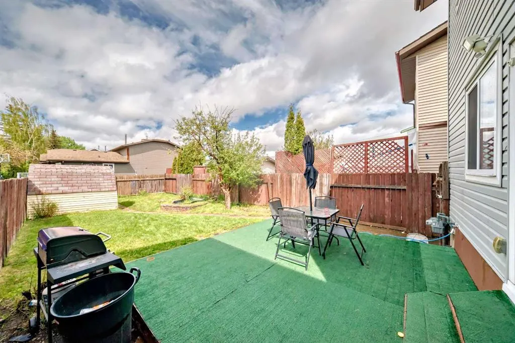 42 Taraglen Road NE