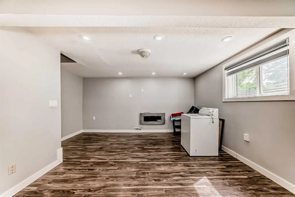 42 Taraglen Road NE